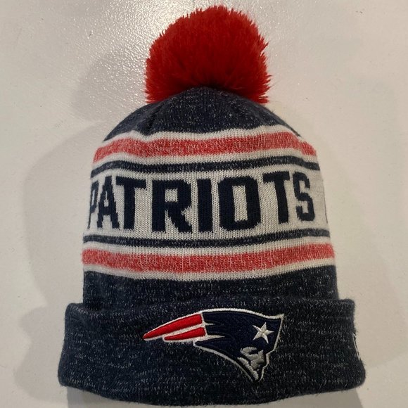 New England Patriots New Era Cuffed Knit Hat with Pom - Picture 2 of 7